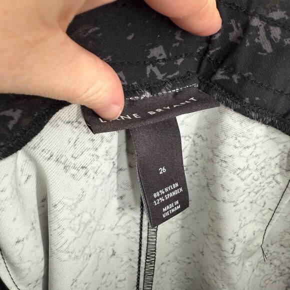 Lane Bryant Women’s 26 Patterned Plus Size Pull on Pants - Picture 2 of 5